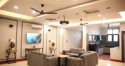 3BHK for fun party or peaceful stay cation dedicated for you!