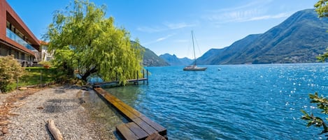 Family Villa, Multiple Bedrooms, Lakeside (Maison Sur l'Eau) | Beach