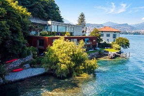 Family Villa, Multiple Bedrooms, Lakeside (Maison Sur l'Eau) | Exterior - Maison Sur l'Eau (Paradiso)
