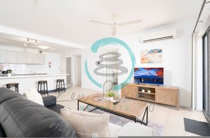 2 habitaciones y escritorio 