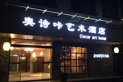 Oscar Art Hotel
