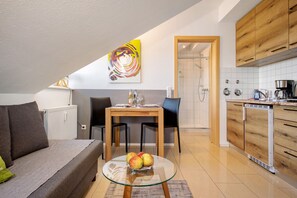 Interior - Apartment 'Bergchalet Mirabell - Fewo Weitblick' with Mountain View at the lake constance (Friedrichshafen)