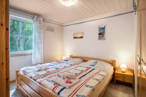 2 bedrooms, WiFi, bed sheets - Bungalow 'Seeschwalbe, Nr 7' with Private Terrace (Dranske)
