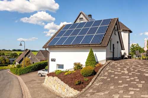 Holiday Home 'Ferienhaus Am Brande' with Mountain View, Private Terrace and Wi-Fi