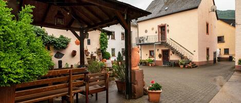 Restauration extérieure