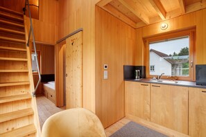 Interior - Holiday Home 'Tinyhaus Am Bussen' with Private Terrace and Private Garden (Unlingen)