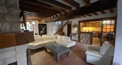 Maison Avec Sauna Hamman ET Piscine Fêtes Interdit-