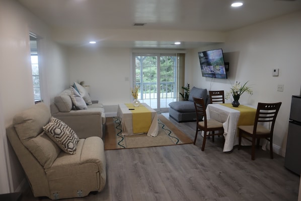 Smart TV - Cozy, comfy,quiet &close to casinos (Montville)