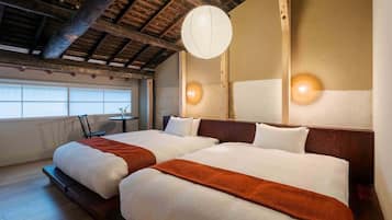 Rumah Tradisional, 2 kamar tidur, pemandangan kebun | 2 kamar tidur, brankas, dan ruang kerja ramah laptop