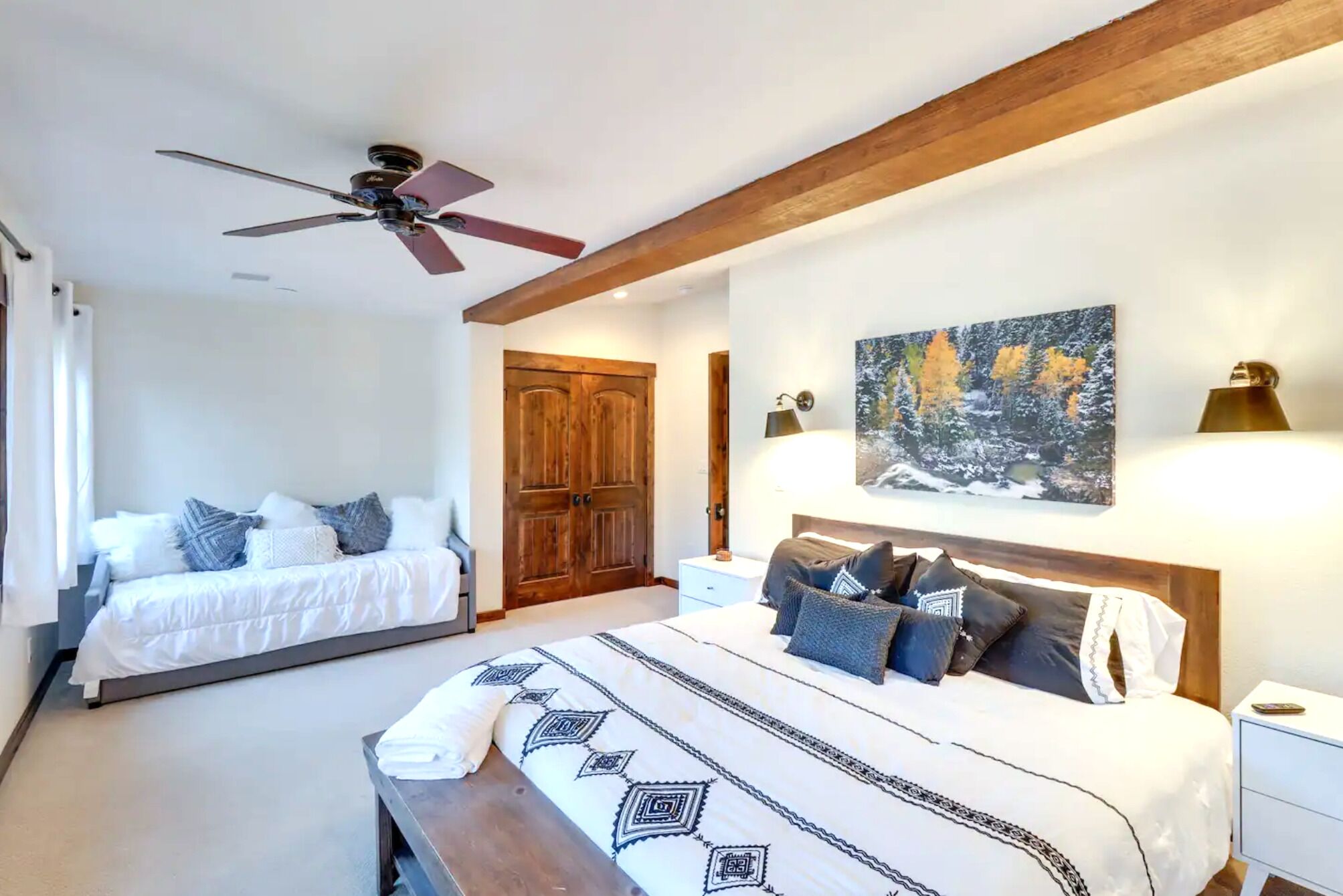 6 Schlafzimmer, Bügeleisen/Bügelbrett, Reisekinderbett, WLAN