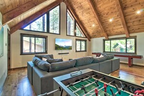 Games room - 6Br | Hot Tub + Game room + Ping Pong + Fire Pit (Pinetop-Lakeside)