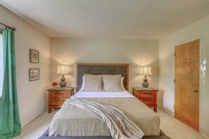 3 bedrooms, free WiFi, bed sheets