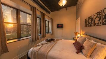 3 bedrooms, iron/ironing board, travel cot, free WiFi