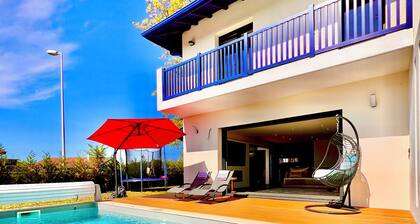 Magnifique Villa de luxe Ă deux pas des plages de Biarritz .