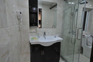 Bathroom - Fengyuan Inn (Guangzhou Renjia) (Shangri-La)