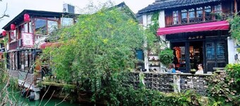 Yunlu Music Homestay (Zhujiajiao Scenic Area)