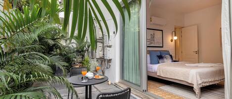 2 عدّة غرف نوم ومكواة/لوح كي وواي فاي مجانًا وملاءات أسرّة