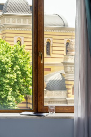 Klassieke kamer, 1 twee- of 2 eenpersoonsbedden | Uitzicht vanuit de kamer