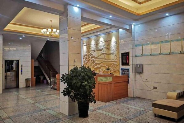 Interior - Lvyuan Hotel (Qiyang)