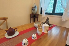 Dining - Designer Home Nanshufang Apartment (Jingdezhen Hengda Famous City Shop) (Jingdezhen)