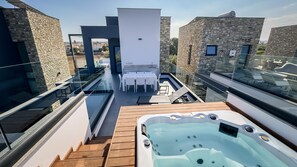 Terrace/patio - Beachfront Villa with Amazing Views (Paralimni)