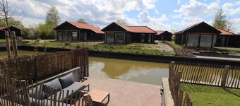 Tiny House in Anjum by Scenic Lake