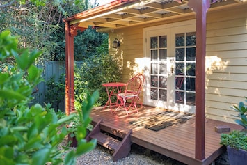 Welcome to Pixie Cottage