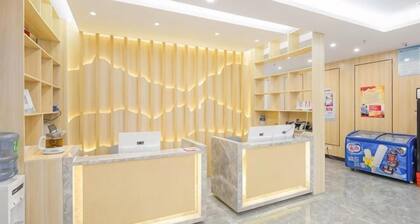 Meet Maple Hotel
