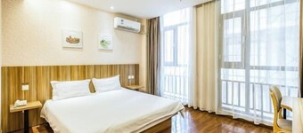 遇枫酒店(石家庄市人民医院欢乐汇店)