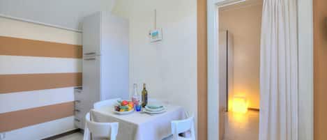 Standard Studio (Appartamento Gabriella) | Dining