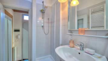 Standard-Studio (Appartamento Gabriella) | Badezimmer