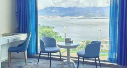 Gongguan Bihai Lantian Hotel