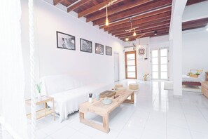 Interior detail - 4 Bedroom/5 Beds Villa Din Daeng BKK (Bangkok)