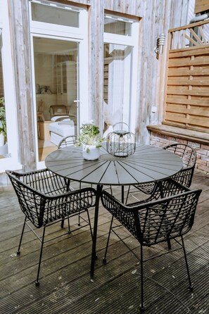 Outdoor dining - Fritz im Glück - Ferienwohnung mit Charme Mitten in Rietberg (Rietberg)