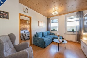 TV, stereo - "strandnahe Ferienwohnung auf Usedom - Ideal für Paare" (Ahlbeck)