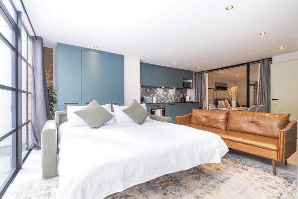 1 bedroom, iron/ironing board, free WiFi, bed sheets
