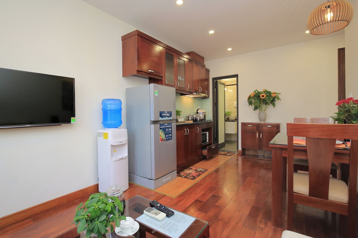 1 bedroom, minibar, desk, laptop workspace
