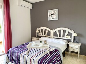 2 bedrooms, iron/ironing board, free WiFi, bed sheets - Esmeralda 17 VYB 2D LM - 041 (Denia)