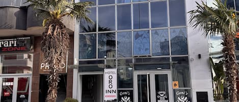 Fachada de la propiedad