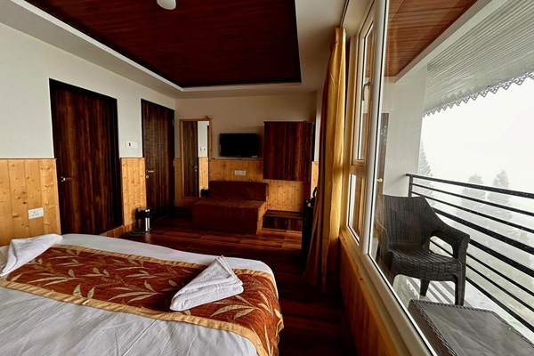 Premium Forest view double bed room | Select Comfort beds, WiFi (free), bed sheets