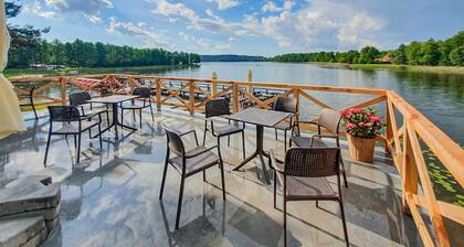 Amazing apartment in Tumiany with WiFi