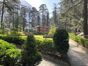 Exterior - Sunrise Guest House (Bhuntar)