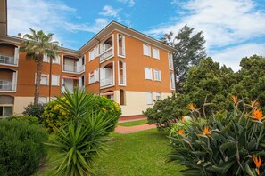 Apartamento familiar, varias habitaciones, mirando al mar (Gabri By The Sea) | Exterior