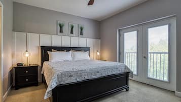 2 habitaciones, tabla de planchar con plancha y cuna de viaje