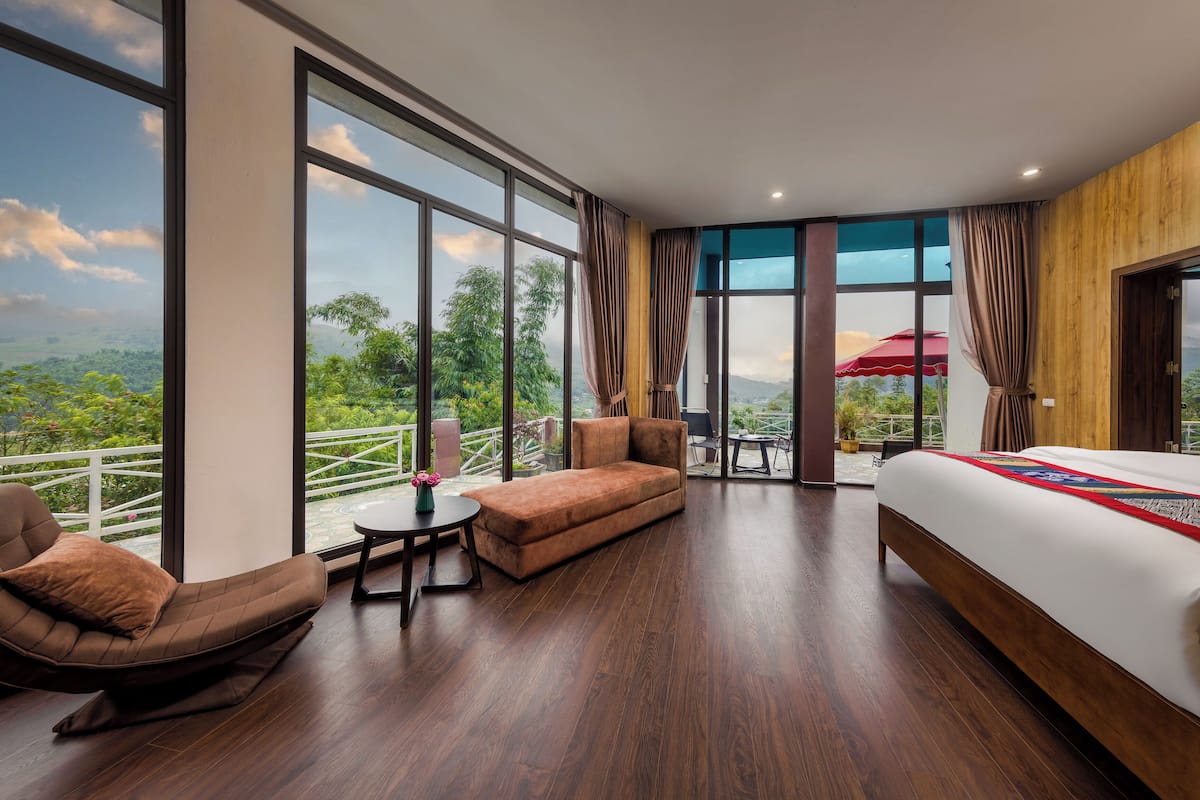 Premium Suite, Mountain View | 1 bedroom, premium bedding, Select Comfort beds, minibar