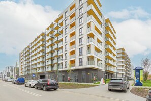 Exterior - Herbu Oksza Apartment Warsaw by Renters (Warsaw)