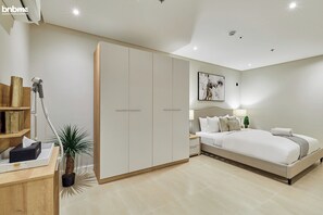 Apartment | 3 bedrooms, in-room safe, iron/ironing board, free WiFi