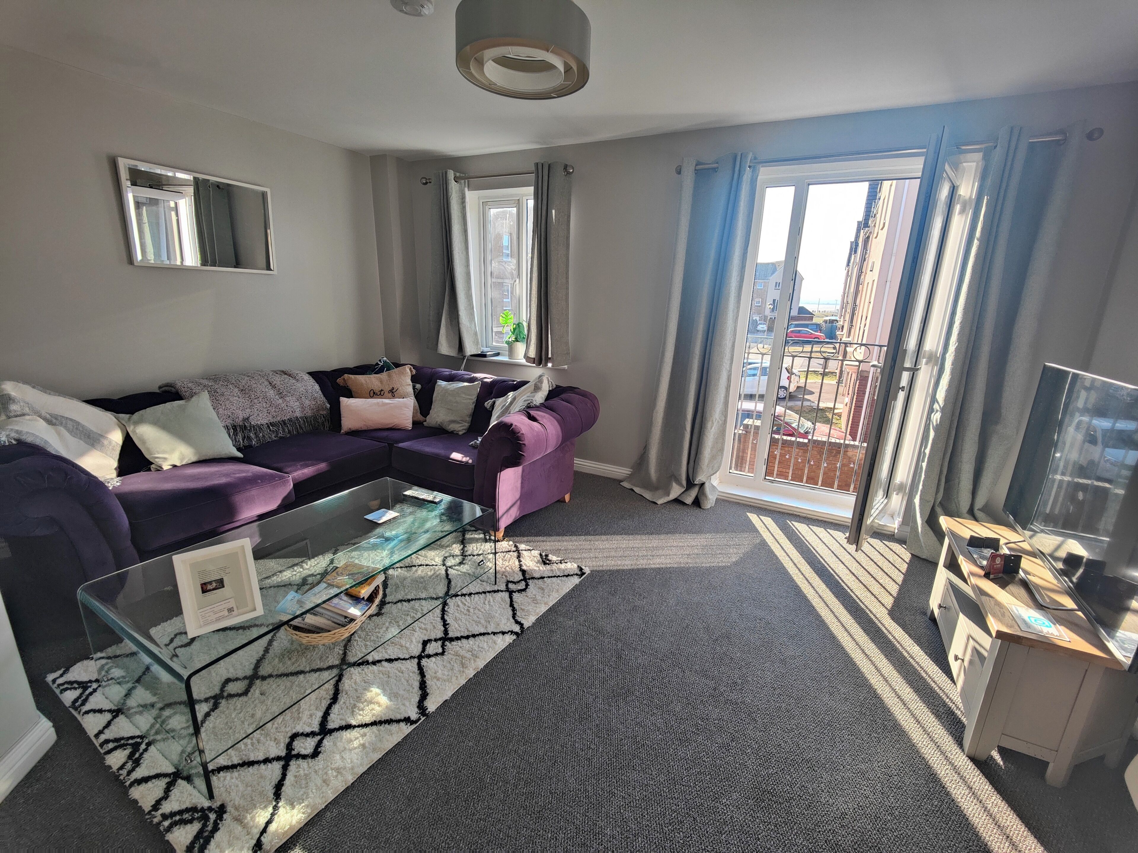 Een smart-tv en videogames