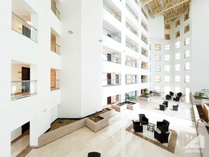 Lobby sitting area - Luxury Skygardens Gorgeous 2B (Dubai)