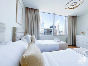 2 chambres, fer et planche à repasser, draps fournis